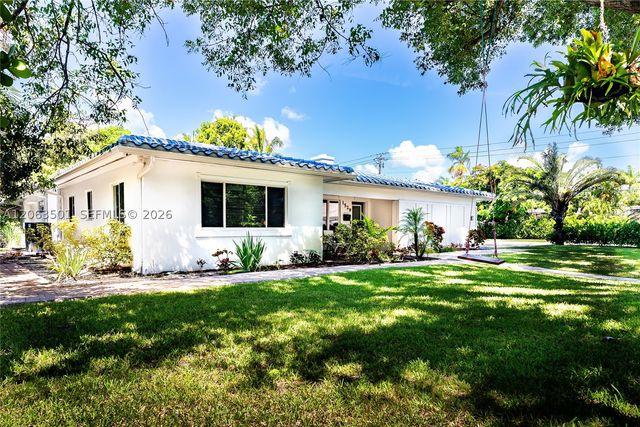 1529 Bayview Dr, Fort Lauderdale, FL 33304
