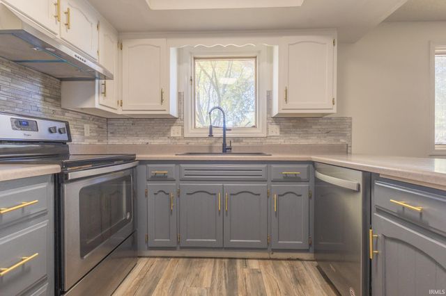 2109 Cimarron Pass, Fort Wayne, IN 46815