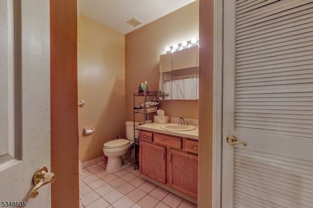 6116 Richmond Rd 116, West Milford Twp., NJ 07480