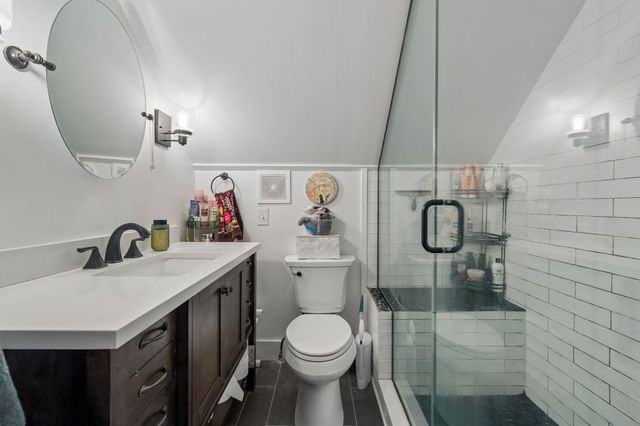 4916 Shadowlawn Dr, Hermitage, TN 37076