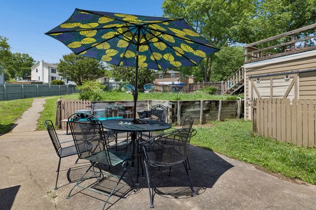 4916 Shadowlawn Dr, Hermitage, TN 37076
