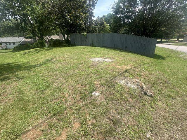 4916 Shadowlawn Dr, Hermitage, TN 37076