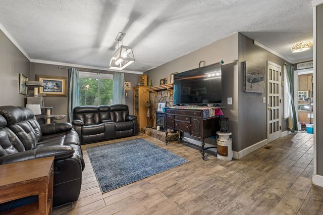 4916 Shadowlawn Dr, Hermitage, TN 37076