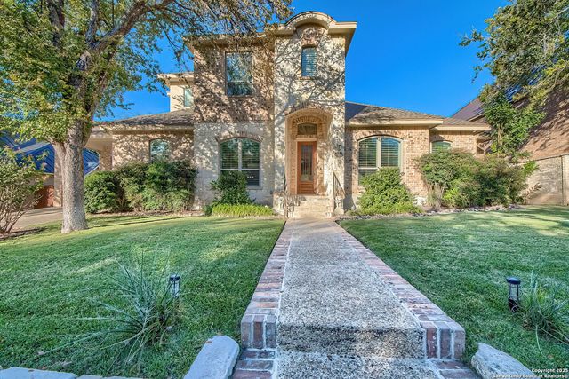 56 S Inwood Heights, San Antonio, TX 78248