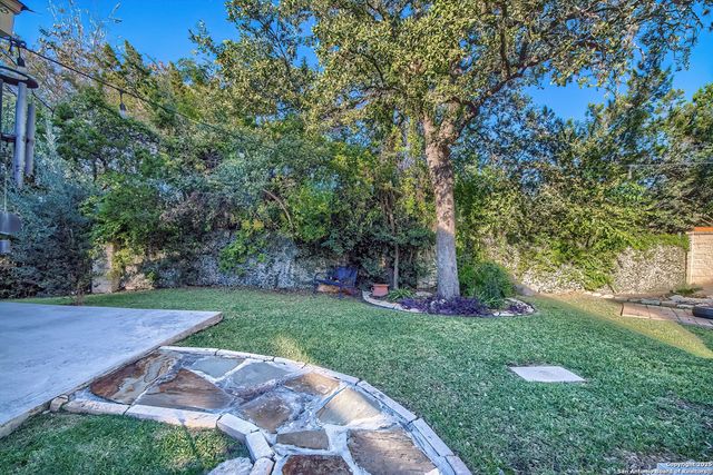 56 S Inwood Heights, San Antonio, TX 78248