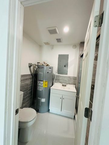 1330 N J Terrace C, Lake Worth Beach, FL 33460