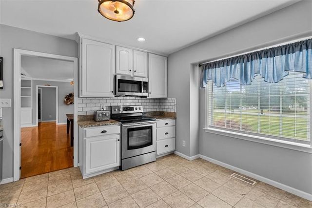 8300 Dorwood Drive, Browns Summit, NC 27214