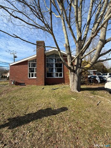 762 Ocean Avenue, New London, CT 06320