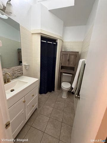 762 Ocean Avenue, New London, CT 06320