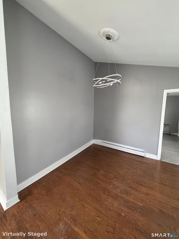 762 Ocean Avenue, New London, CT 06320