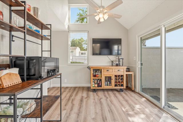 5871 Sperry Dr, Citrus Heights, CA 95621