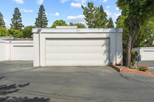 5871 Sperry Dr, Citrus Heights, CA 95621