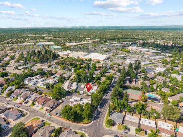 5871 Sperry Dr, Citrus Heights, CA 95621