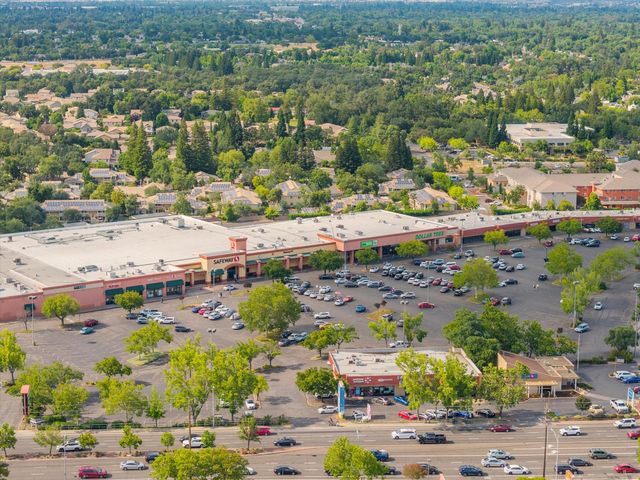5871 Sperry Dr, Citrus Heights, CA 95621