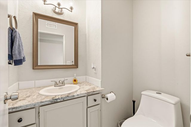 5871 Sperry Dr, Citrus Heights, CA 95621
