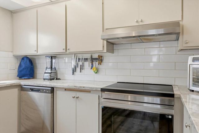 5871 Sperry Dr, Citrus Heights, CA 95621