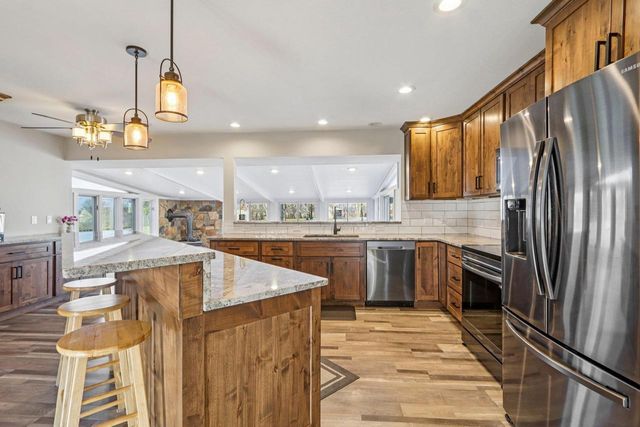 S9061 Meadowdale Road, Prairie Du Sac, WI 53578