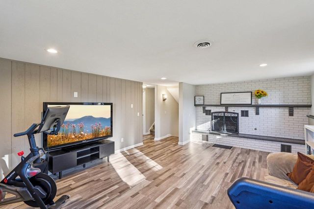 S9061 Meadowdale Road, Prairie Du Sac, WI 53578