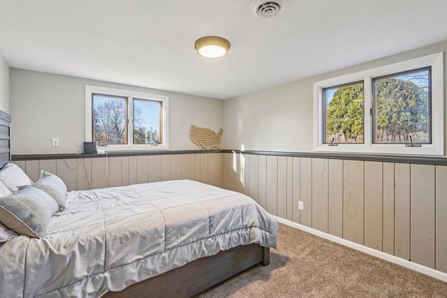 S9061 Meadowdale Road, Prairie Du Sac, WI 53578