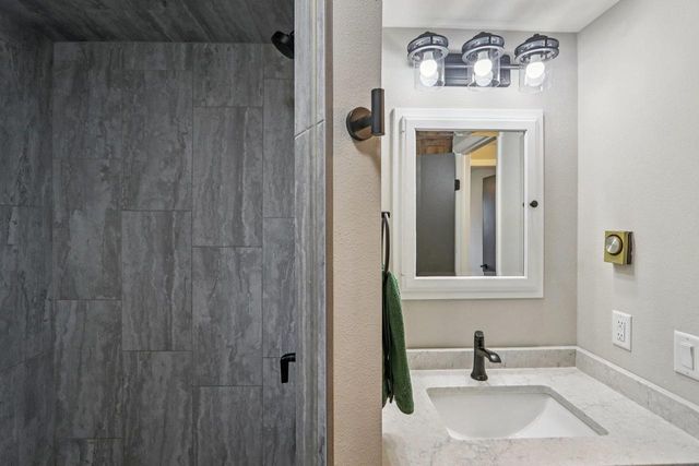 S9061 Meadowdale Road, Prairie Du Sac, WI 53578