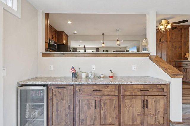 S9061 Meadowdale Road, Prairie Du Sac, WI 53578