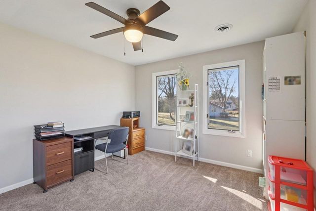 S9061 Meadowdale Road, Prairie Du Sac, WI 53578