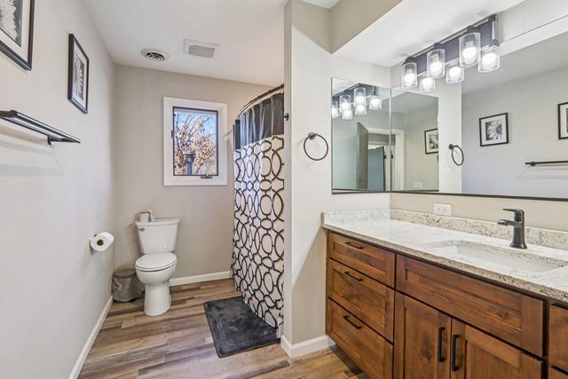 S9061 Meadowdale Road, Prairie Du Sac, WI 53578