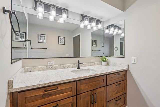 S9061 Meadowdale Road, Prairie Du Sac, WI 53578