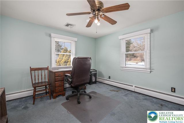 1800 Minesite Road, Allentown City, PA 18103