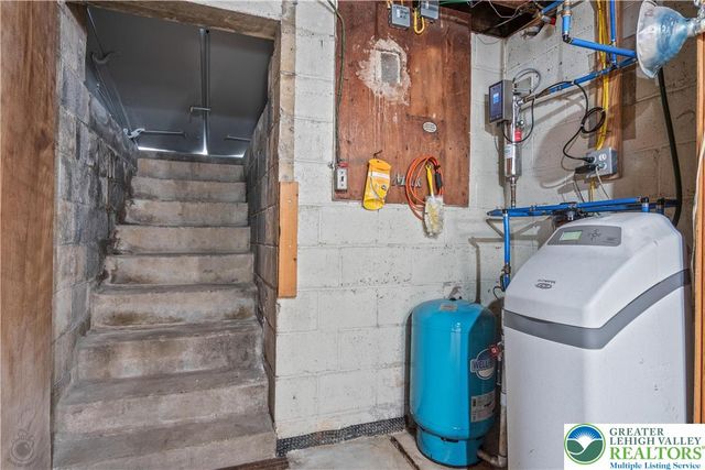 1800 Minesite Road, Allentown City, PA 18103