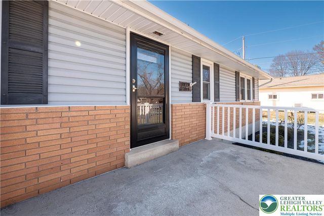 1800 Minesite Road, Allentown City, PA 18103