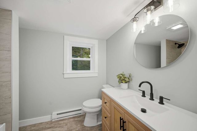 15 Federal Corner Road, Tuftonboro, NH 03816