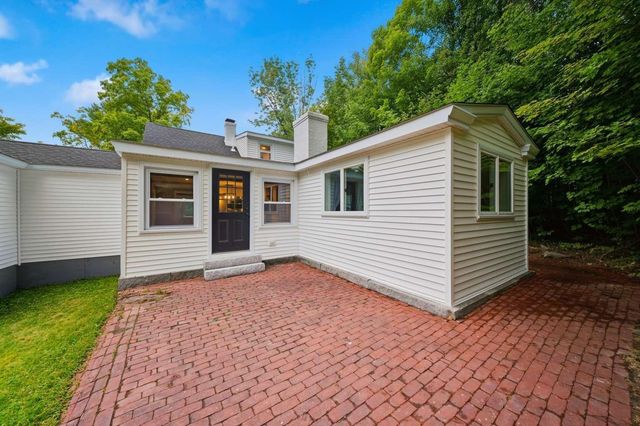 15 Federal Corner Road, Tuftonboro, NH 03816