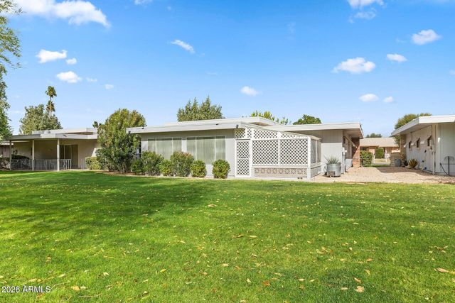 10333 W HIGHWOOD Lane, Sun City, AZ 85373