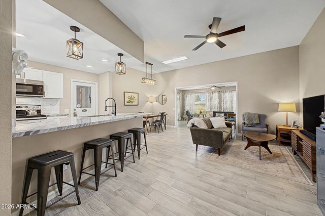 10333 W HIGHWOOD Lane, Sun City, AZ 85373