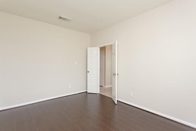 3327 Summerwood Lane, Pearland, TX 77584