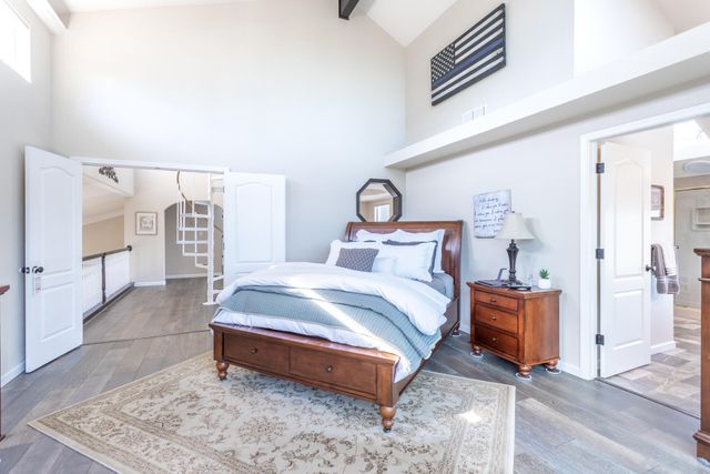 25841 CA-299, Bella Vista, CA 96008