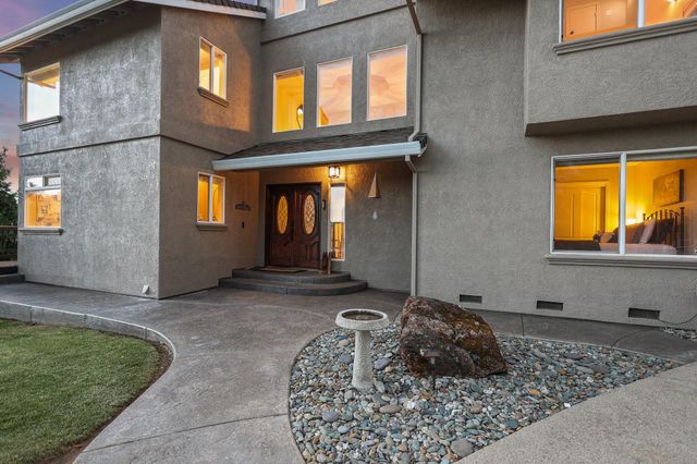 25841 CA-299, Bella Vista, CA 96008