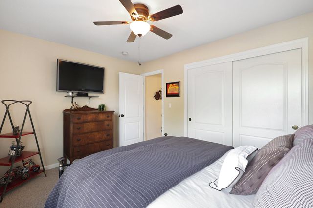 25841 CA-299, Bella Vista, CA 96008