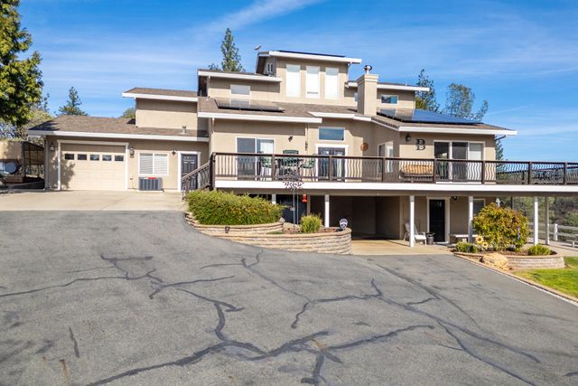 25841 CA-299, Bella Vista, CA 96008