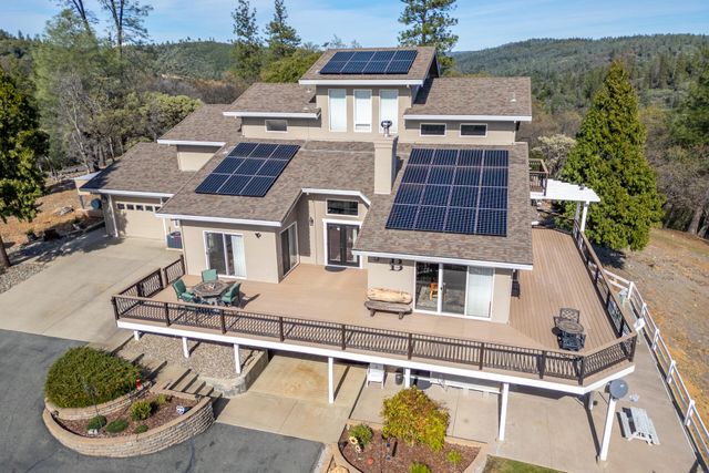 25841 CA-299, Bella Vista, CA 96008