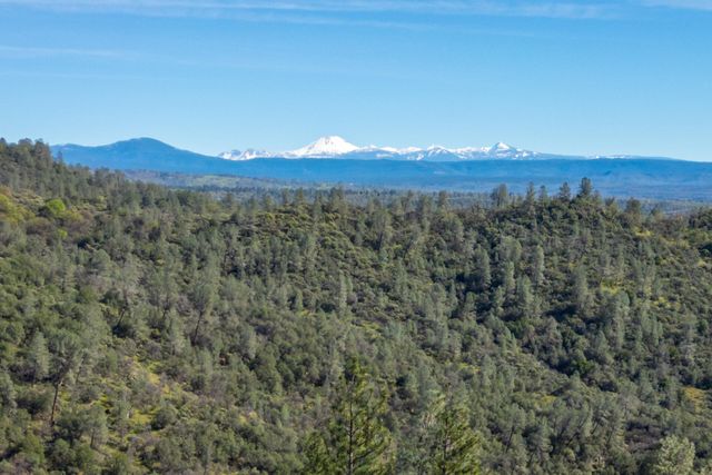 25841 CA-299, Bella Vista, CA 96008