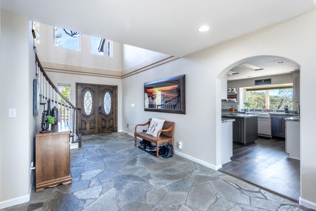 25841 CA-299, Bella Vista, CA 96008