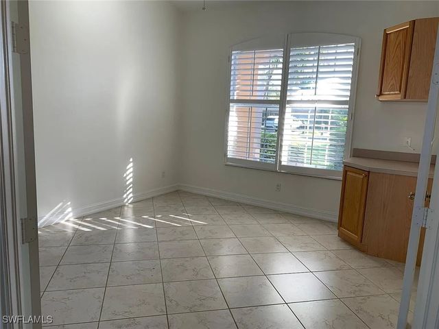 2727 13th ST N, Naples, FL 34103