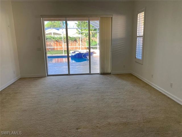 2727 13th ST N, Naples, FL 34103