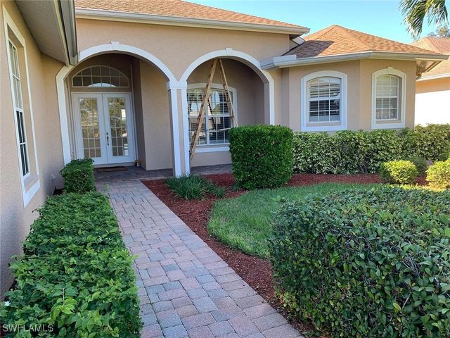 2727 13th ST N, Naples, FL 34103