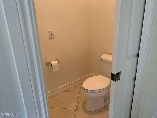 2727 13th ST N, Naples, FL 34103