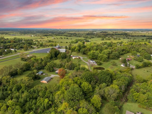 198 Doolin Way, Lancaster, KY 40444