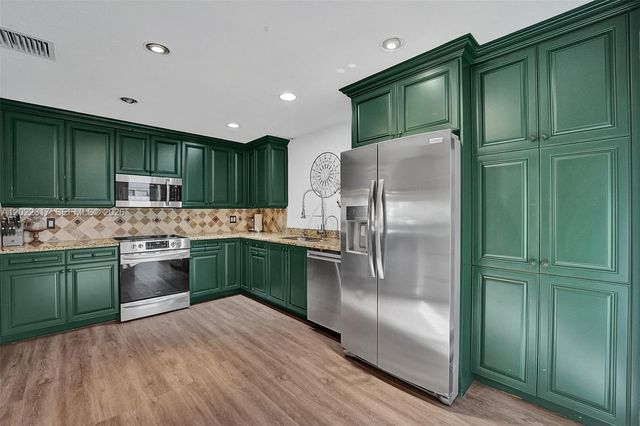 2661 NE 22nd Ct 0, Pompano Beach, FL 33062