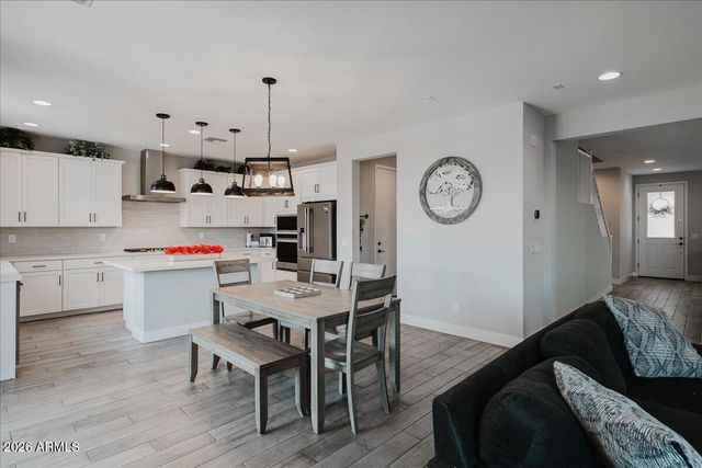 17313 W WOOD Drive, Surprise, AZ 85388